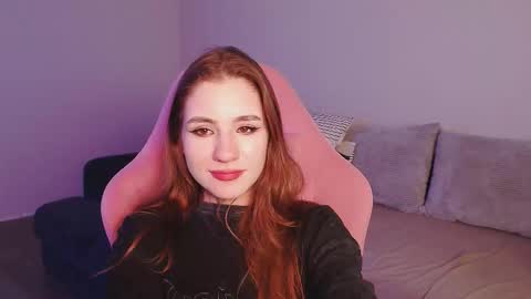 Snapshot of april_felicity chatting on 02.16.25 April online show from 02.16.25