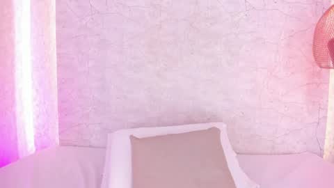Snapshot of aprilalen chatting on 05.24.26 April online show from 05.24.26