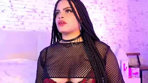 Snapshot of aprilkershaw chatting on 10.20.25 aprilkershaw online show from 10.20.25