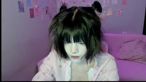 Snapshot of aprilspark chatting on 07.24.26 Alice D online show from 07.24.26