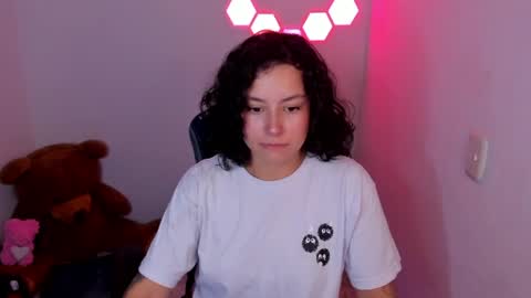 aqua emilly online show from 04.01.26