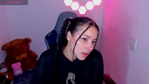 aqua emilly online show from 04.06.26