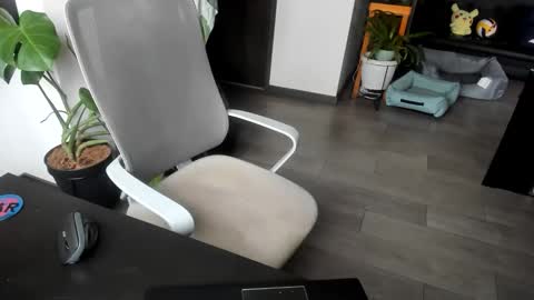 T. online show from 04.30.26