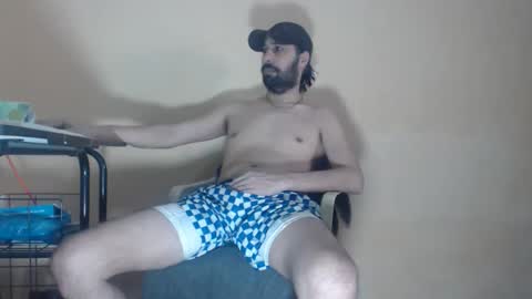 Snapshot of arabebigcock chatting on 02.15.26 ARABE online show from 02.15.26