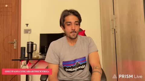 Snapshot of arabthickestdick1 chatting on 01.13.26 Shaani online show from 01.13.26