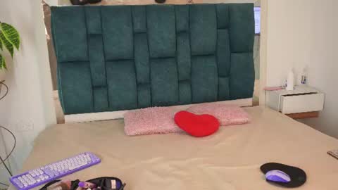   online show from 07.03.26