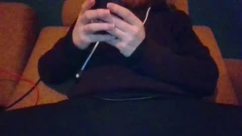 Snapshot of aragli chatting on 01.19.25 aragli online show from 01.19.25