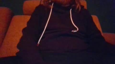 Snapshot of aragli chatting on 01.20.25 aragli online show from 01.20.25