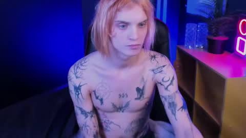 Snapshot of archiehali chatting on 09.17.25 archiehali online show from 09.17.25