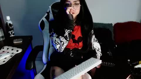 Snapshot of ardat_lili69 chatting on 12.23.24 Ardat lili69 online show from 12.23.24