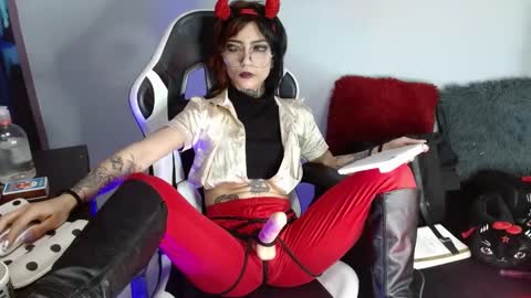 Snapshot of ardat_lili69 chatting on 01.23.25 Ardat lili69 online show from 01.23.25
