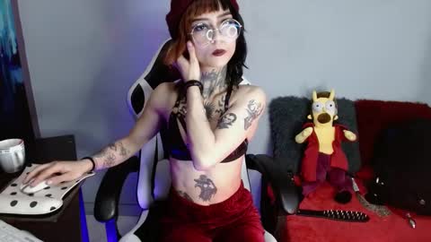 Snapshot of ardat_lili69 chatting on 02.10.25 Ardat lili69 online show from 02.10.25