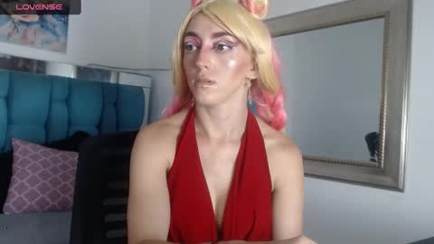 Snapshot of arenita__stone chatting on 12.05.24 Sharlotte online show from 12.05.24