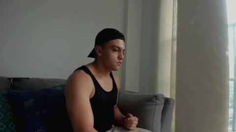 Aren Noctis online show from 04.11.26