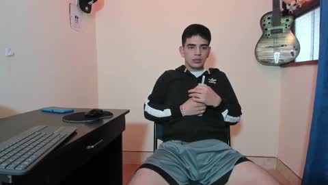 Snapshot of ares_johnsonn chatting on 03.11.25 Ares online show from 03.11.25