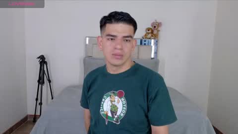 Snapshot of ares_johnsonn chatting on 06.15.26 Ares online show from 06.15.26