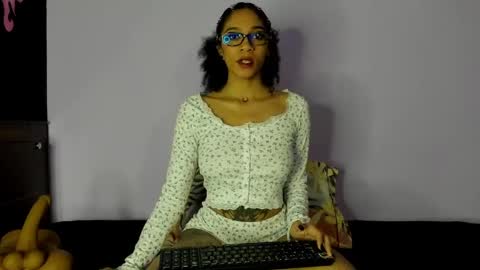 Jessie online show from 04.11.26