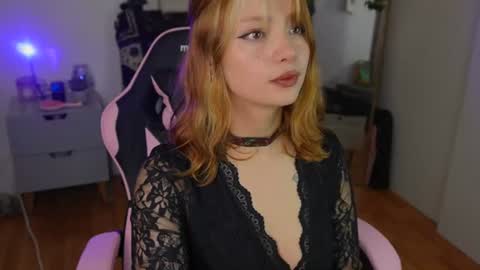 Snapshot of ari_kat666 chatting on 07.05.26 ari online show from 07.05.26