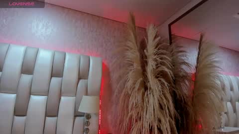 ari_lynn_ online show from 05.02.26