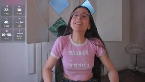 Ari Wilde online show from 03.03.26