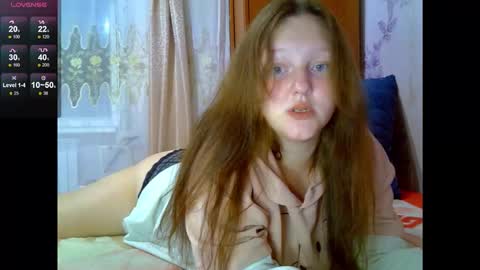 Snapshot of aria__dark chatting on 10.14.25 Aria online show from 10.14.25