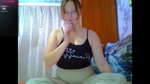 Snapshot of aria__dark chatting on 10.15.25 Aria online show from 10.15.25