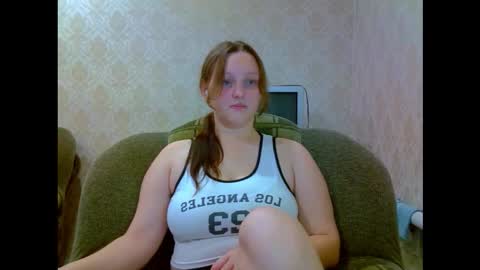 Snapshot of aria__dark chatting on 11.13.25 Aria online show from 11.13.25