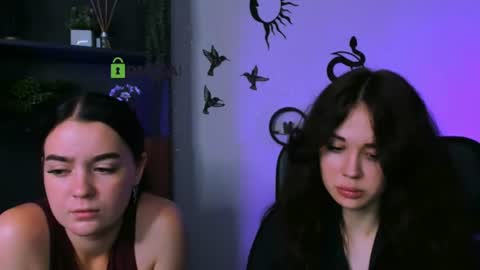 Snapshot of aria_glow chatting on 07.19.26 Aria online show from 07.19.26