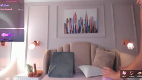 Snapshot of aria_greco chatting on 02.07.25 Aria  online show from 02.07.25