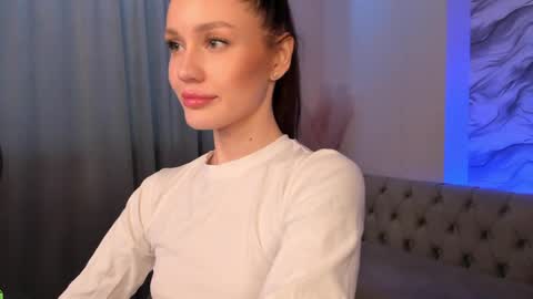 aria_mila online show from 05.11.26