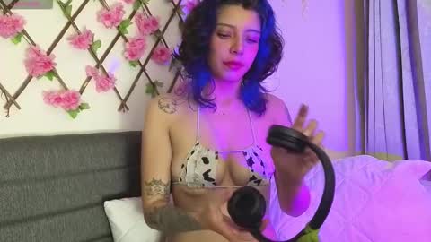 aria_silk online show from 03.27.26