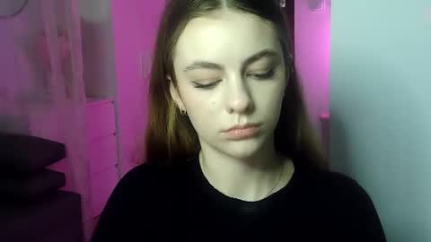 Snapshot of ariacreazy chatting on 12.13.24 AriaCreazy online show from 12.13.24