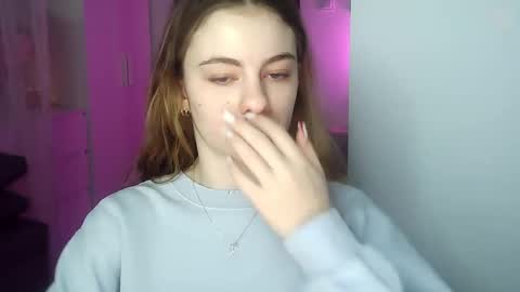 Snapshot of ariacreazy chatting on 01.04.25 AriaCreazy online show from 01.04.25