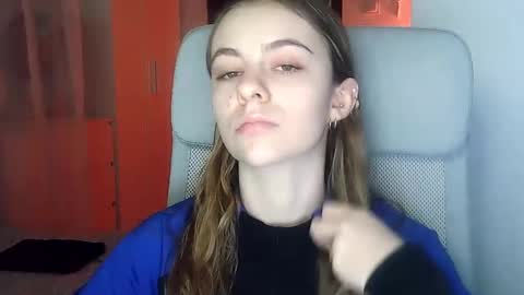 Snapshot of ariacreazy chatting on 01.19.25 AriaCreazy online show from 01.19.25