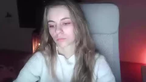 Snapshot of ariacreazy chatting on 12.16.25 AriaCreazy online show from 12.16.25