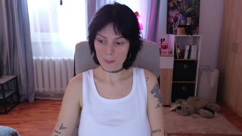 Snapshot of ariadna89 chatting on 02.05.25 Adriana online show from 02.05.25