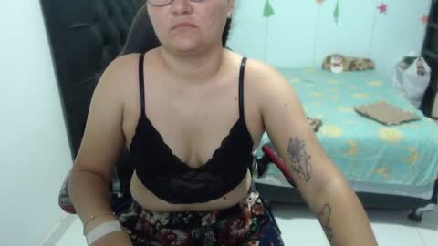 ...Ariana... online show from 12.19.24