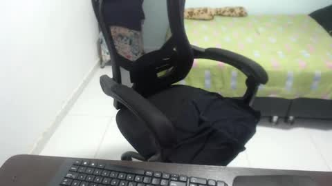 ...Ariana... online show from 02.10.25