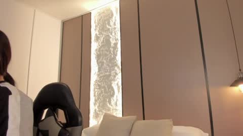 Snapshot of ariadna_boneville chatting on 04.02.26 A R I A D N A online show from 04.02.26