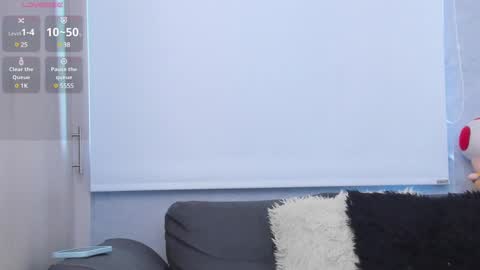 Snapshot of ariadnaa_brown1 chatting on 01.14.25 ariadnaa_brown1 online show from 01.14.25