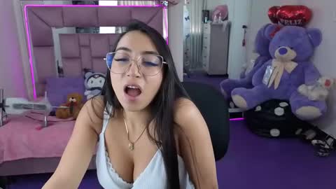 ariadnacappelletty online show from 10.13.25