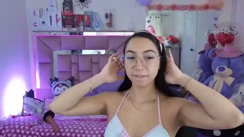 ariadnacappelletty online show from 11.26.25