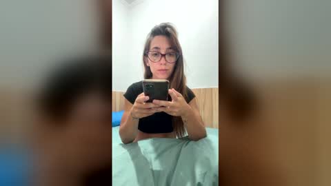 ariadnalatina online show from 03.25.26