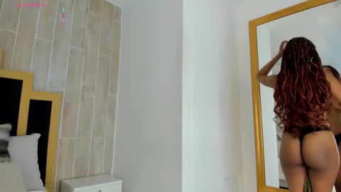 Aria Foster online show from 10.30.25