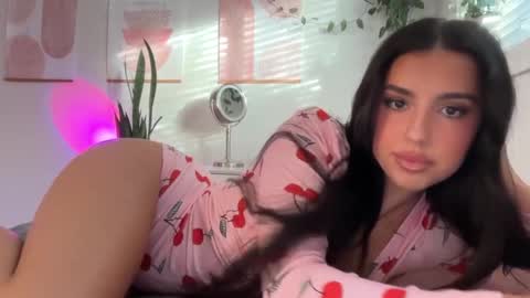 Aria  online show from 11.13.25