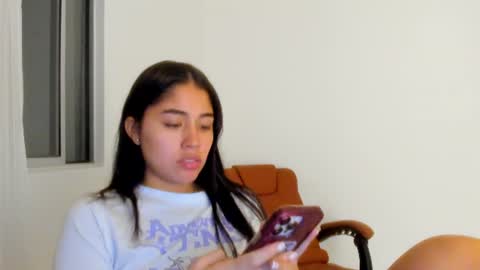 Snapshot of ariamontgomeryyy chatting on 07.08.26 Aria Montgomery online show from 07.08.26