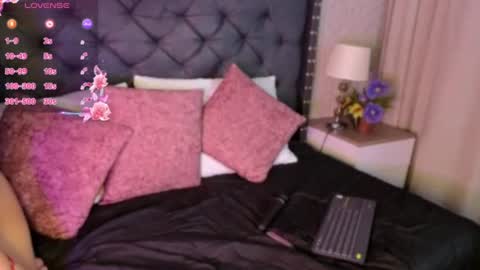 Ari online show from 08.04.26