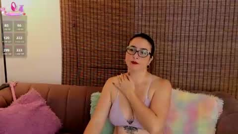 Ariana Cruz online show from 06.21.26