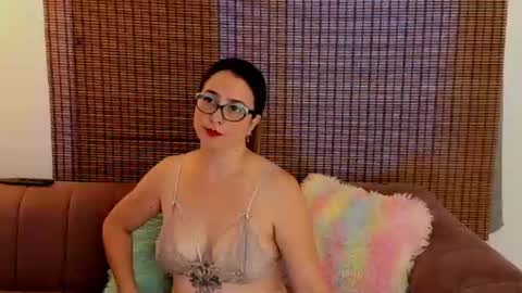 Ariana Cruz online show from 07.10.26