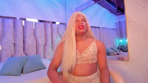 ariana_grande233 online show from 03.14.26